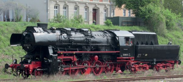 Tillig TT 02267 Dampflokomotive 52 8141 5 der OSEF e.V. Epoche IV